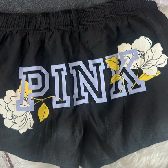 Pink Victoria’s Secret Short Pajama Set Size Small - Picture 5 of 8